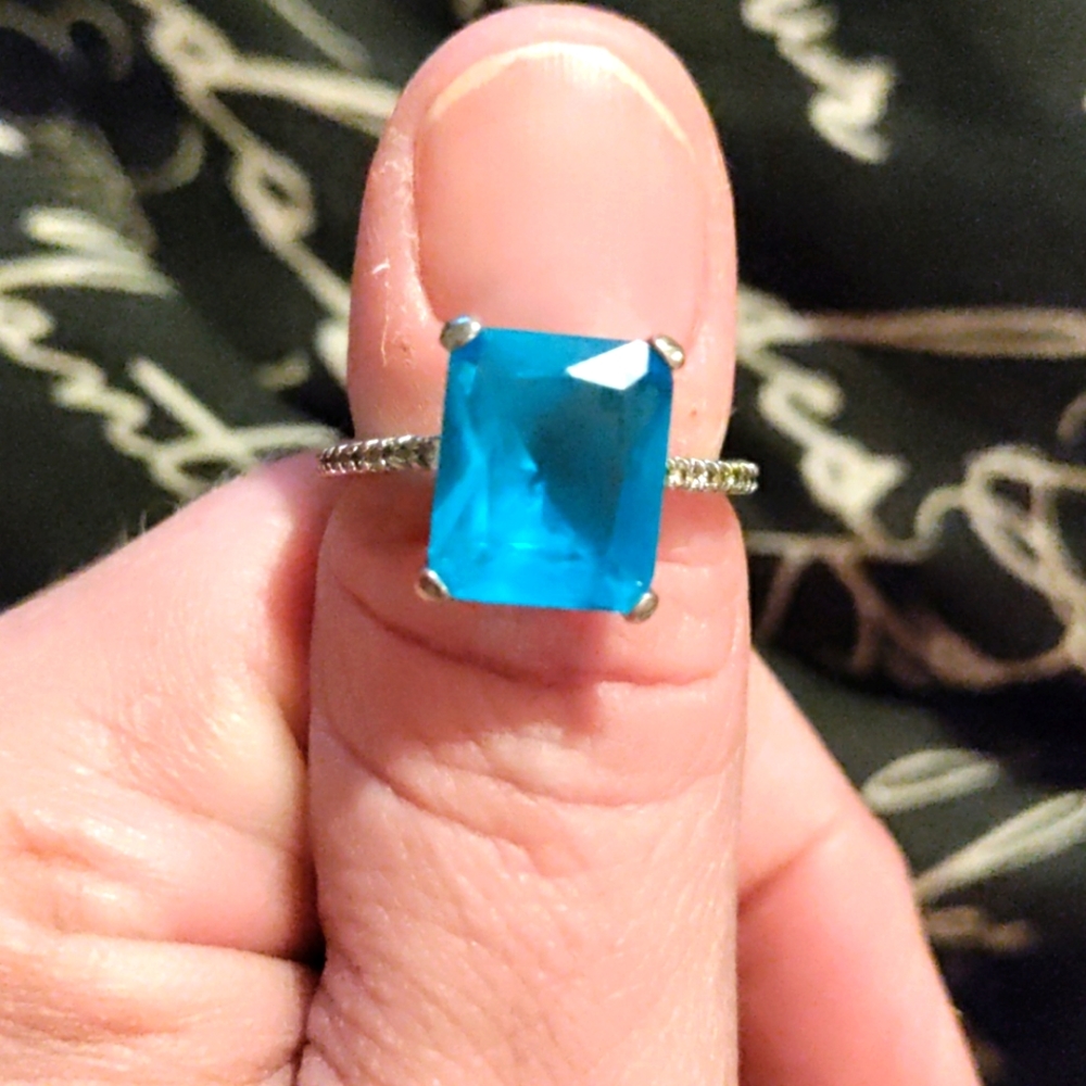 Aquamarine sterling silver ring